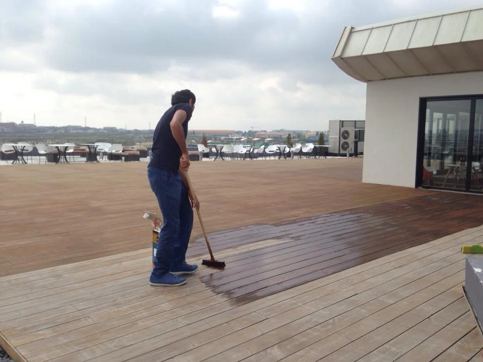Mercedes-Benz Hoşdere — Tokoz pedestal installation
