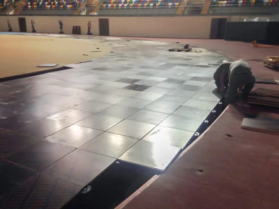 Sinan Erdem Sports Complex — Tokoz pedestal installation