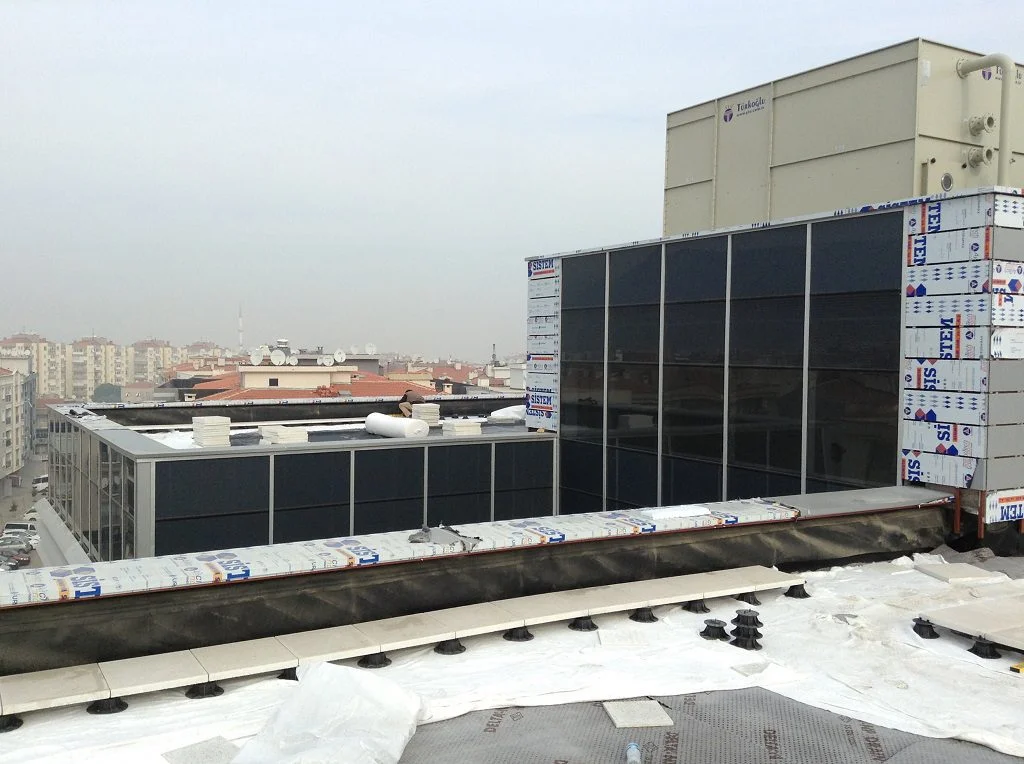 Baku Convention Center — Tokoz pedestal installation