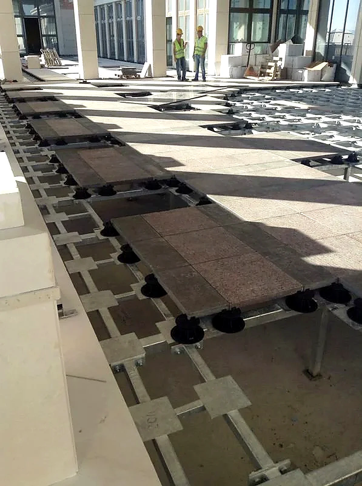Presidential Complex — Tokoz pedestal installation