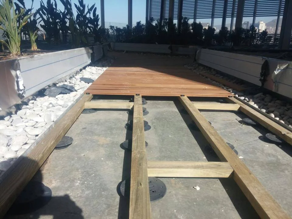 Ege Perla — Tokoz pedestal installation