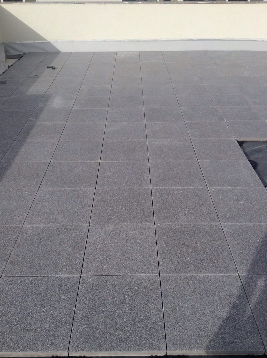 Lal Residences — Tokoz pedestal installation
