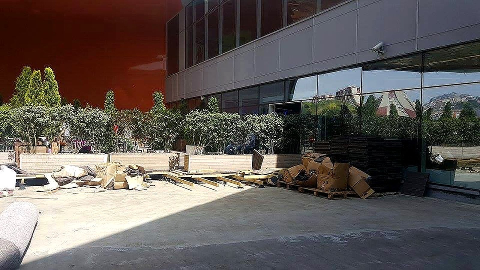 Terakki Foundation Schools — Tokoz pedestal installation